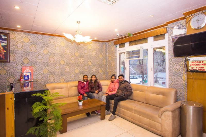 SKS Group of Hotels - Manali Luxury rooms