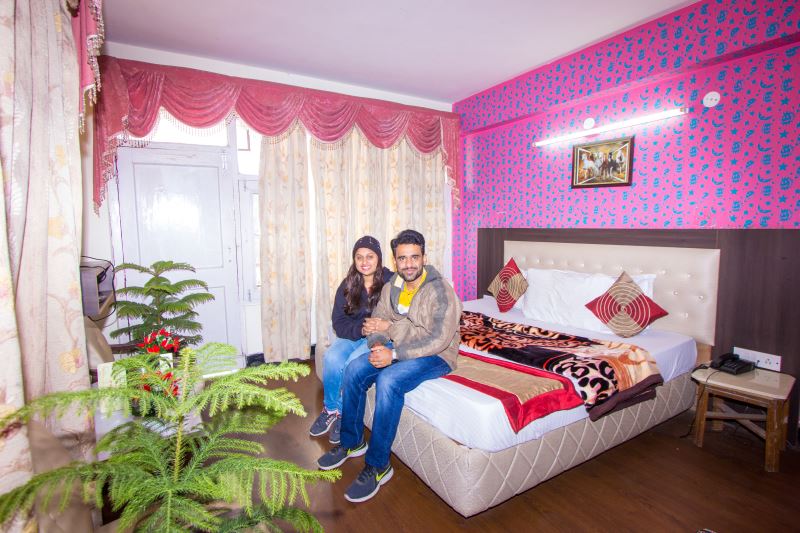 SKS Group of Hotels - Manali hotel amenities